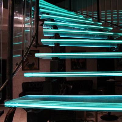 Il LED moderno ha curvato le scale d'acciaio ha personalizzato il cappotto di lusso SUS304 della polvere