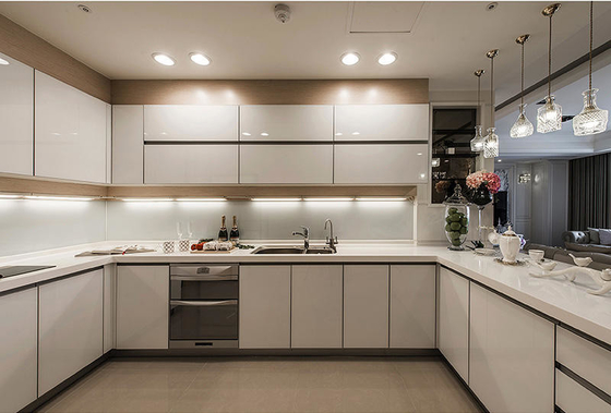 Armadio da cucina moderno pronto all'uso RTA con interruttore a sensore