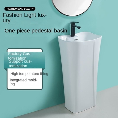 Prezzo all'ingrosso Prodotti igienici moderni Liberi Bagno bianco in ceramica Bagno lavandino
