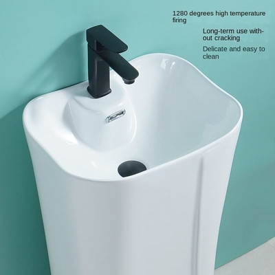 Prezzo all'ingrosso Prodotti igienici moderni Liberi Bagno bianco in ceramica Bagno lavandino