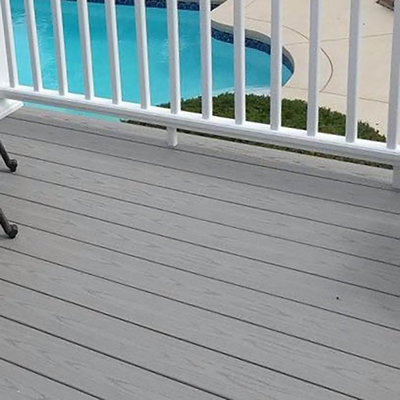 Decking composito resistente UV del PVC di 18mm Matt Plastic Wood Grain Flooring