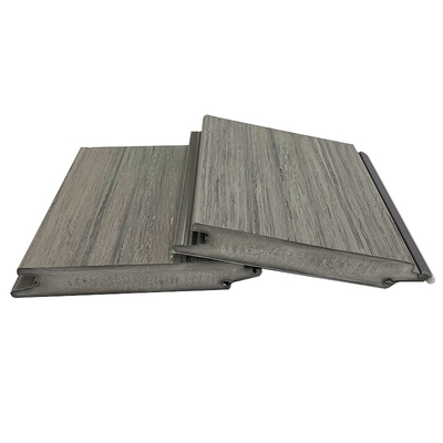 Decking composito resistente UV del PVC di 18mm Matt Plastic Wood Grain Flooring