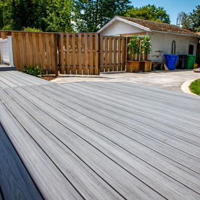 Decking composito resistente UV del PVC di 18mm Matt Plastic Wood Grain Flooring