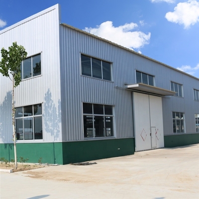 Il grande metallo di configurazione del magazzino prefabbricato rapido della struttura d'acciaio sparge le officine