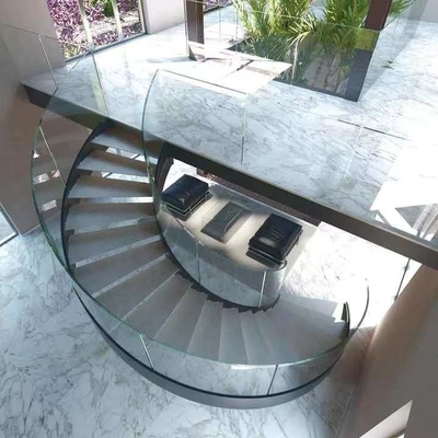 La mano dell'interno di ASTM ha forgiato la scala curva moderna di lusso della villa a spirale delle scale del metallo